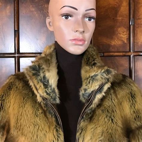 Jones New York Jackets And Coats Nwot Jones New York Premium Pelt Faux Fur Couture Cape Coat