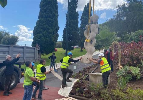 La escultura de Plácido Fleitas vuelve al parque de San Juan de Telde