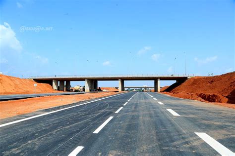 Visite De Chantier De La Voie De Contournement D Abidjan Les Voies D