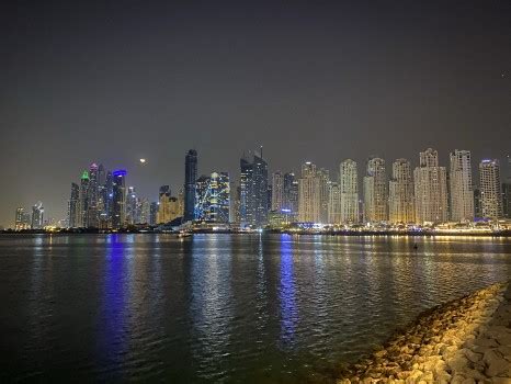 Kostenlose Hintergrundbilder Dubai Stadtlandschaften Wasser Nacht