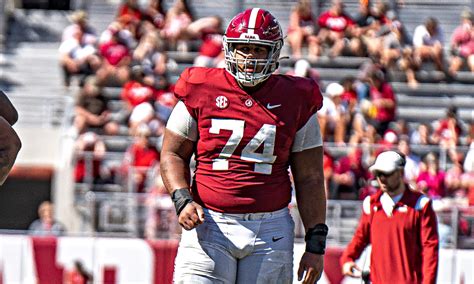 Alabama Offensive Tackles To Be Tested By Elite Lsu Edge Rushing Duo