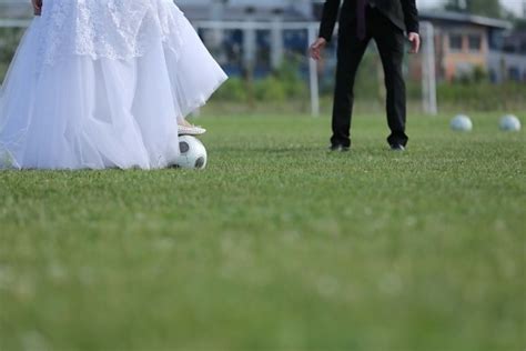 Imagem gratuita equipe meninos crianças bola de futebol torneio