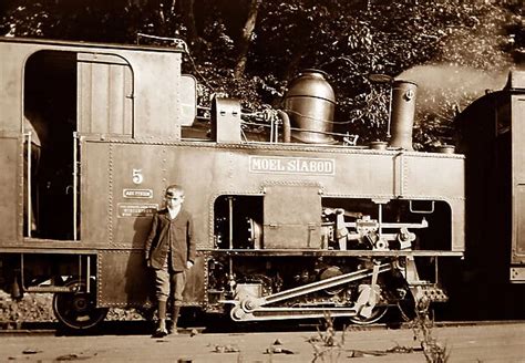 Snowdon Mountain Railway locomotive Date: early 1900s