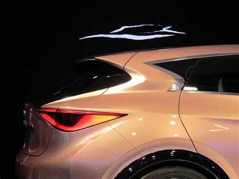 Infiniti Q30 Concept Se Presenta Autocosmos