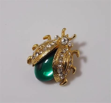 Vintage Emerald Green Rhinestone Beetle Lady Bug Insect Gold Brooch Pin