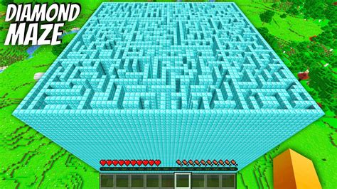 I Found A Diamond Maze Wtih Secret Mobs In Minecraft Secret Labyrinth