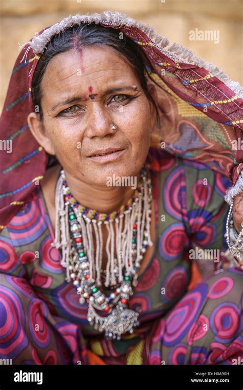 Bhil tribe hi-res stock photography and images - Alamy