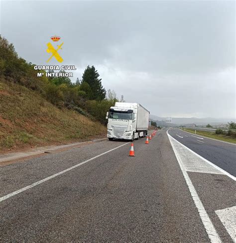 La Guardia Civil Intercepta A Un Conductor Por Triplicar La Tasa De