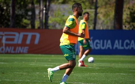 Santos Busca Contrata O De Lateral Revelado No Flamengo