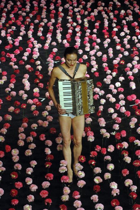 Pina Bausch Tanztheater Wuppertal Teatro São Luiz