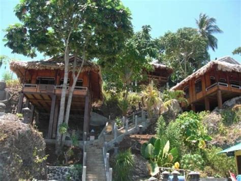 Bunaken Island Resort, Indonesia: An Exotic Resort In Bunaken Revealed ...