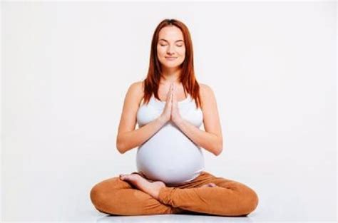 What is Prenatal Yoga & Benefits of Prenatal Yoga?