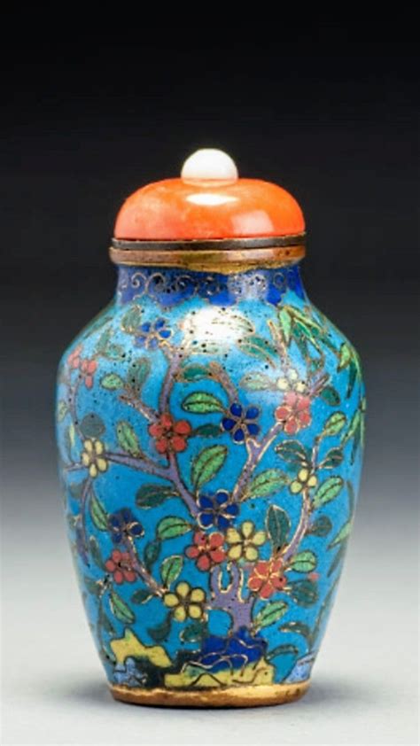 Pin By Debbie Compton On Curious Vessels Snuff Bottle Decorative