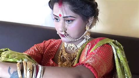 Une Jeune Indienne Mariée De 18 Ans Se Fait Baiser Pour La Première