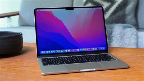 Apple MacBook Air M2 (2022) Review: Setting The New Benchmark - News Azi