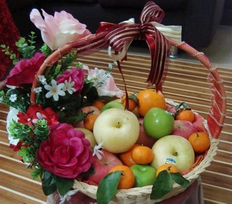 Gubahan Hantaran Buah Buahan Dalam Bakul Seve Ballesteros Foundation