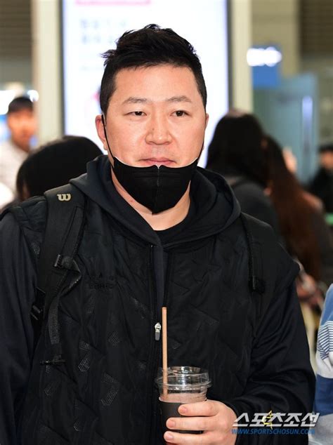 포토 최형우 스프링캠프 출국 준비 네이트 스포츠