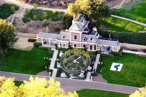 Michael Jackson's abandoned Neverland Ranch sees flurry of activity