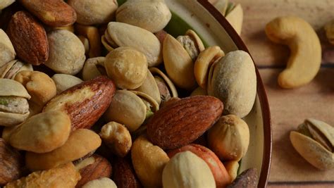 Go Nuts For Health Why Everyone Should Eat More Nuts Health Essential