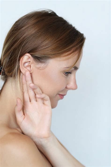 Spiritual Meaning Of Itching Ears Right Or Left