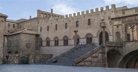 Il Centro Storico Di Viterbo Cosa Vedere Con Una Guida Turistica