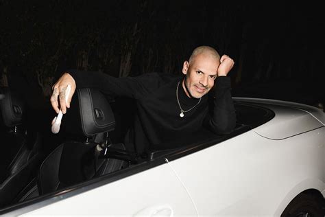 makeup artist vincent oquendo launches youtube show backseat beauties