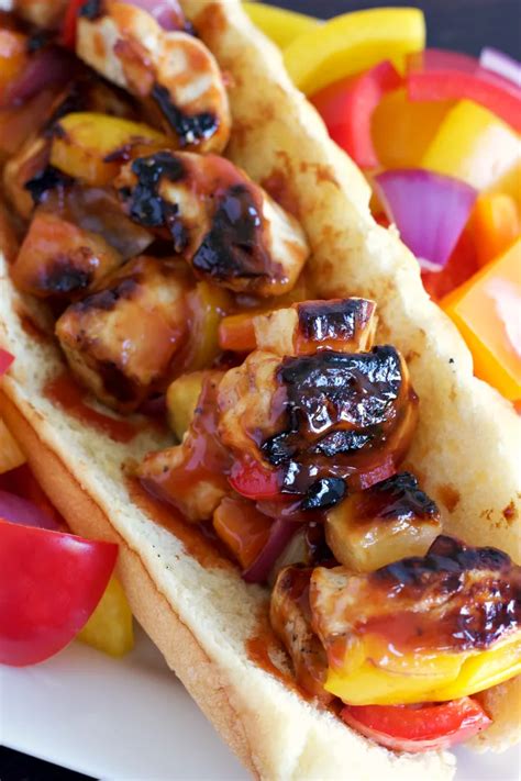 Pineapple Bbq Grilled Chicken Kabob Sandwiches The Latina Homemaker