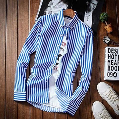 Get Meghan Markle S Striped Ralph Lauren Button Down Wimbledon Look For