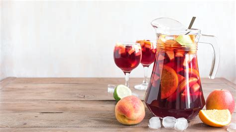 14 Cocktails You Should Batch Make For Thanksgiving