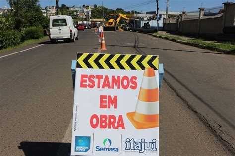 Prefeito Em Exerc Cio Juliano Polese Vistoria Obras De Implanta O De