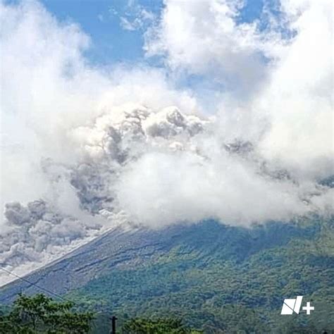 Este sábado hizo erupción el monte Merapi en Indonesia uno de los