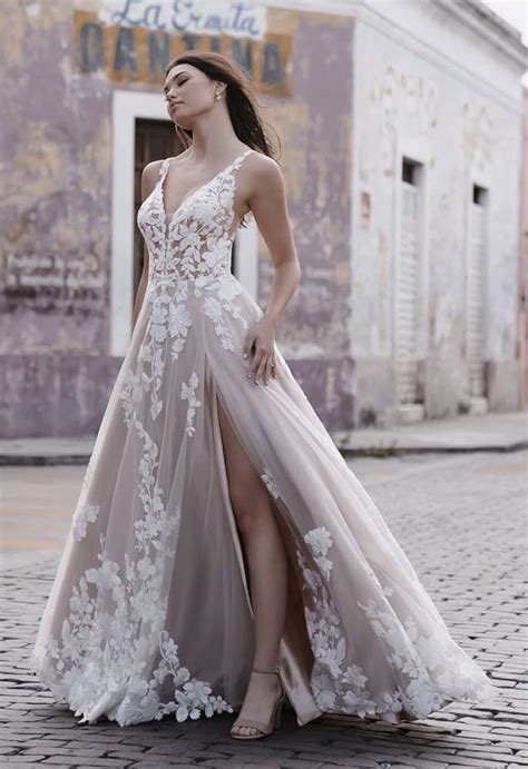 Sexy Lace Wedding Dresses