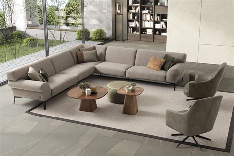 Valencia Saloni Furniture