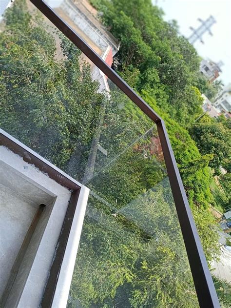 12mm Toughened Balcony Aluminium Profile Glass Railing For Hotel At Rs 690 Sq Ft In Bengaluru