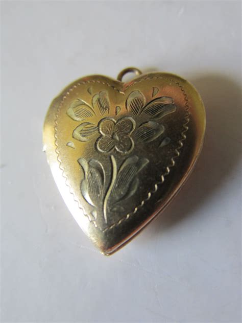 Floral Etched Heart Locket Marked 120 10k On Sterling Etsy Heart