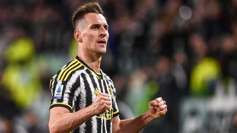 Juventus intorno a Milik c è aria di addio le foto