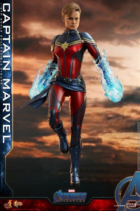 Hot Toys Spider Gwen W Spider Ham Endgame Captain Marvel Figure Pre Orders Marvel Toy News