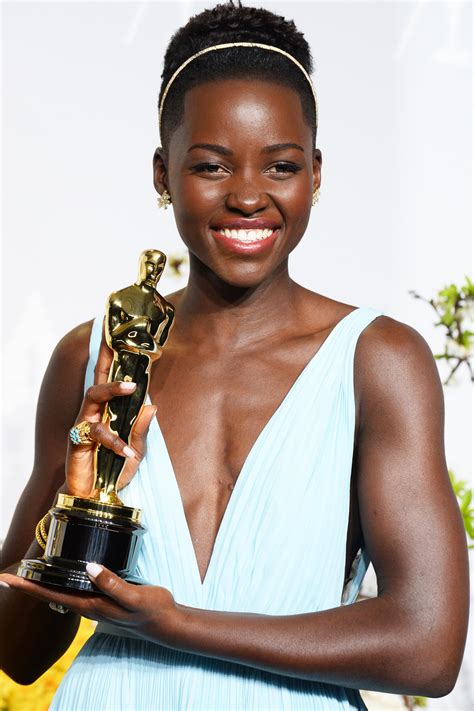 Oscars: 20 Best Supporting Actress Winners of Past Years (Photos)