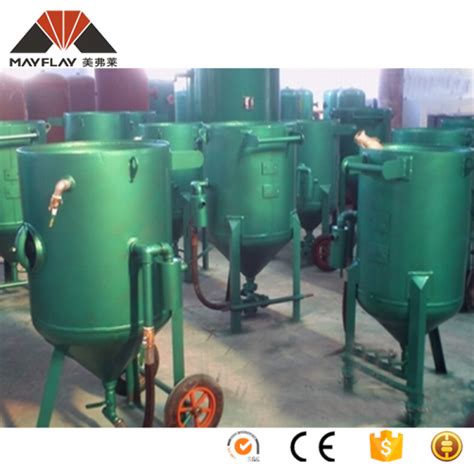 Hot Industrial Sandblaster Machine Dustless Blaster Pots Sandblasting