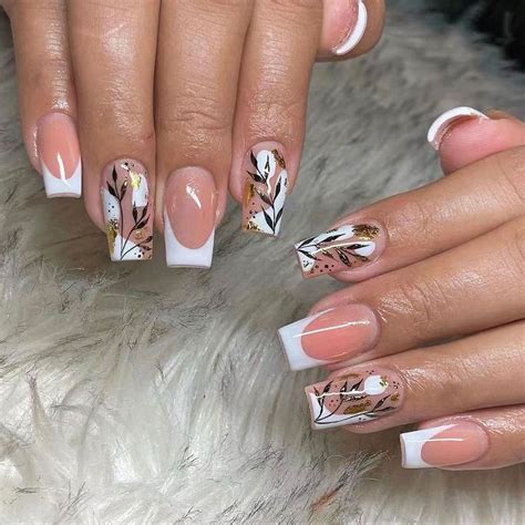 30 Ultimate Chic French Tip Square Nail Designs