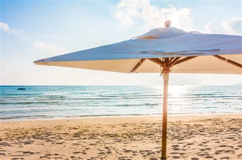 Plage Comment Choisir Et Installer Son Parasol