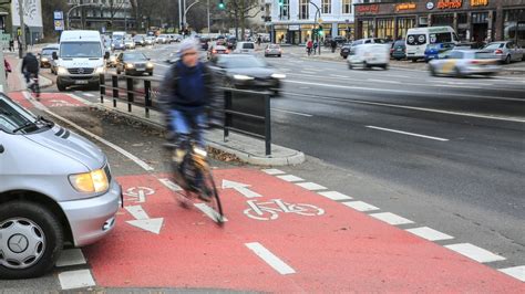 Umbau Ausbau R Ckbau Der Radweg Den Keiner Versteht