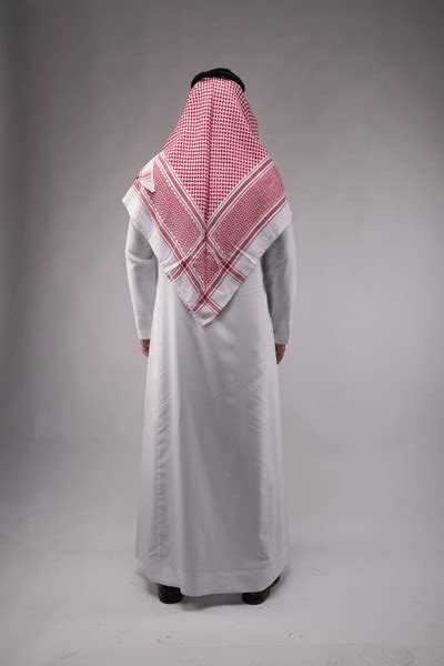 224 Arab Middle Eastern Saudi Man Traditional Formal Images, Stock ...