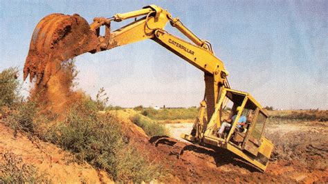 Classic Machines The Caterpillar 225 Excavator Contractor Magazine