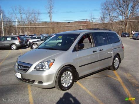 Silver Pearl Metallic 2005 Honda Odyssey Lx Exterior Photo 42501623