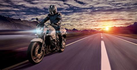 10 Consejos Para Conducir En Moto De Noche Blog AMV