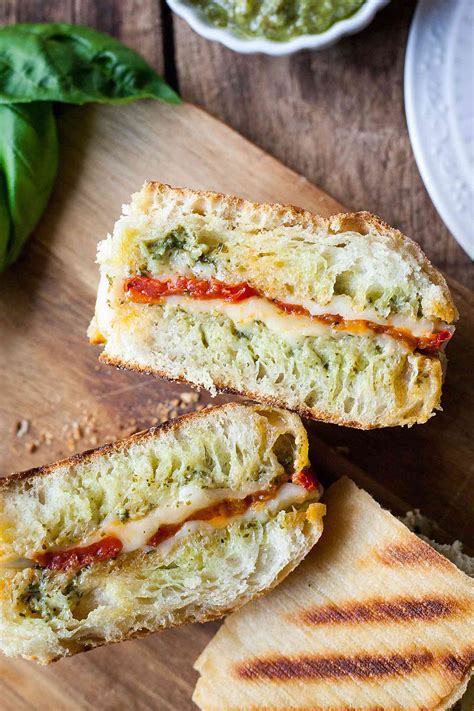 Oven Roasted Tomato And Pesto Panini The Live In Kitchen