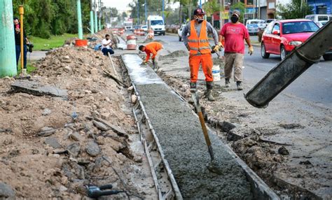 El Intendente Ariel Sujarchuk Supervis Obras De Tendido De Agua