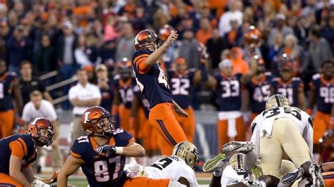 Illinois Football Roster Review: Special Teams | Football roster ...