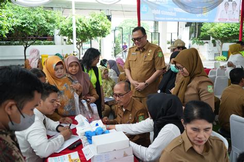 Ladang Berita Peringati HKN Ke 59 Dinkes Medan Menggelar Pemeriksaan